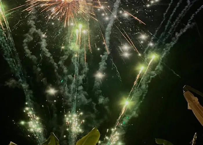 Villaggio Poseidon - & With Sea View In Nature פארק נופש